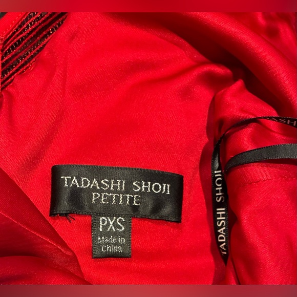 Tadashi Shoji Red Pintuck Eyelet Evening Prom Opera-Ball dress Red SZ. PXS. NWOT - Picture 3 of 16